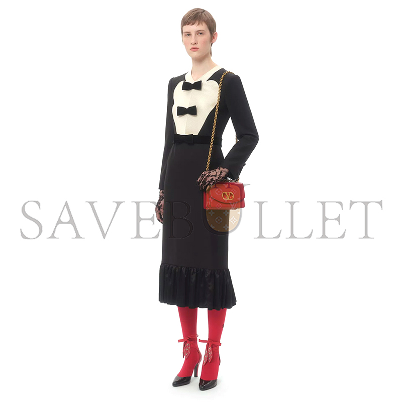 VALENTINO SMALL VALENTINO GARAVANI VAIN SHOULDER BAG IN SHINY CALFSKIN 6W0B0R17GCB_0RO (19.5*13*7cm)